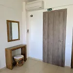Sani Kasimis * كيوبارِسِيا
