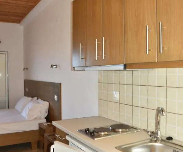 Sani Kasimis Kyparissia