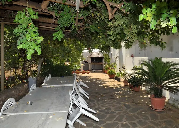 Sani Kasimis Apartment *